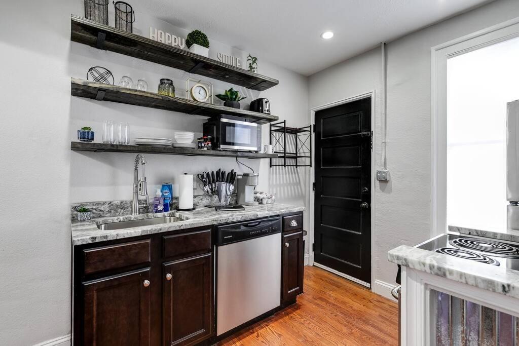 Charming, Happy 1-Bed Oasis: Rva Retreat Awaits! Apartment Richmond Exterior photo